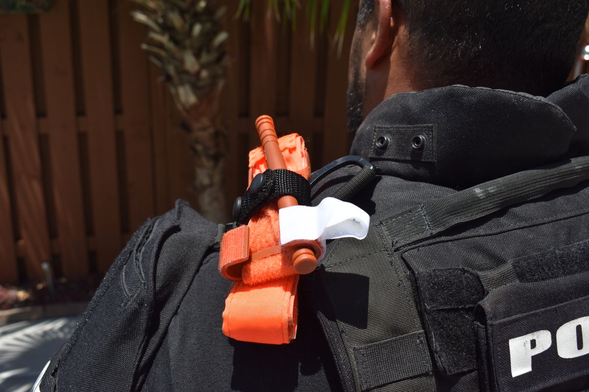 Tourniquet applicant and purchasing tips for police officers